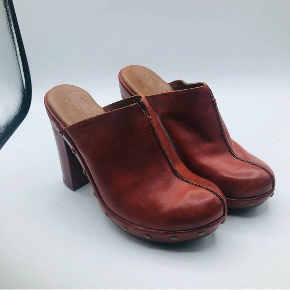Kork-Ease Shoes - Kork Women’s Ease Clog Red leather size 6